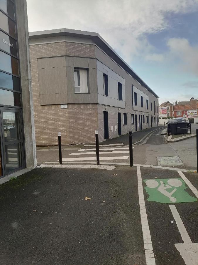 Villa Des Roses - Appart T2, 32M2, Rdc, Vue Sur Jardin, "Le Chic" Le Havre Luaran gambar